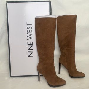 Nine West Quadilyn Scrunched Platform Boots 6